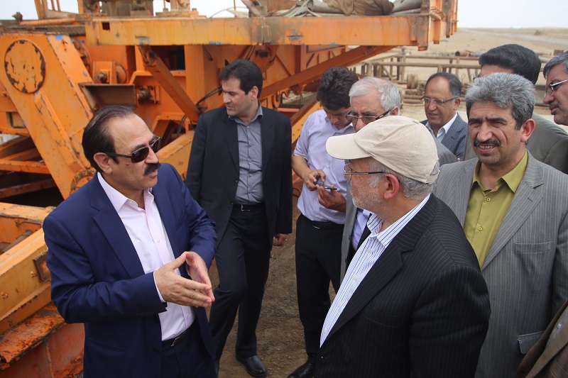 Visit by the Minister of Industry-Mining and Trade 